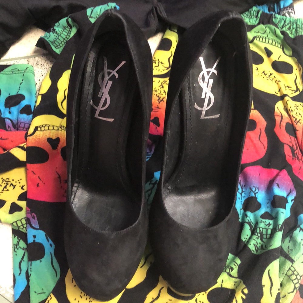 SOLD OUT❤️ YSL Brown Suede Platform Pumps ❤️ - Picture 2 of 7